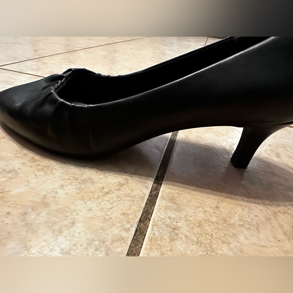Rockport Kalila Gather Pump